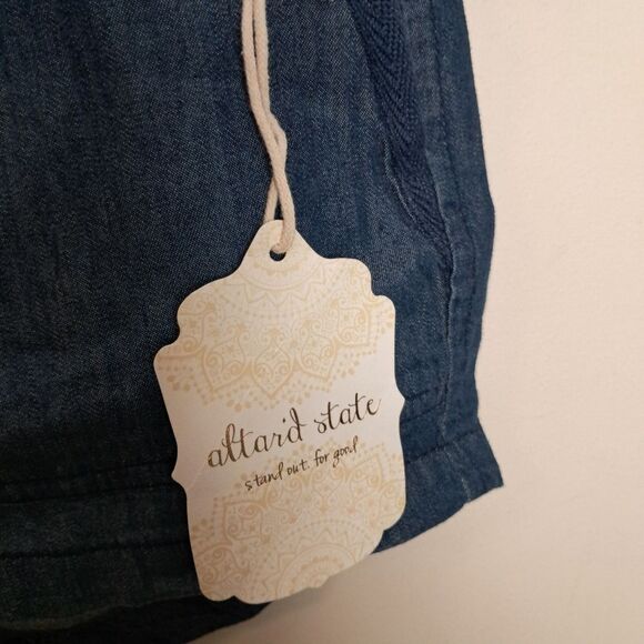 2 Altar'd State Shorts Size Medium NWT Dark Chambray/ Green Pull on Drawstring - Picture 2 of 9